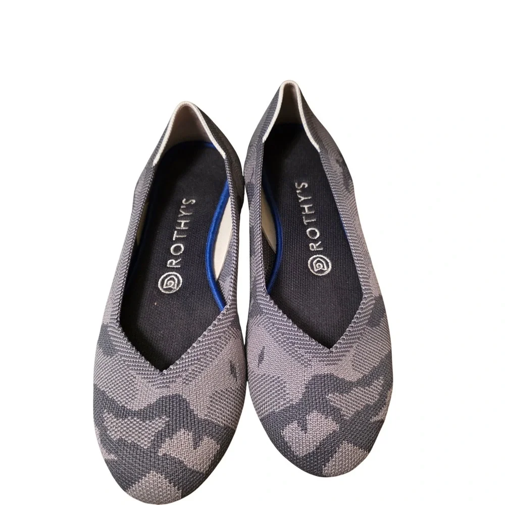Rothys The Flat Grey Camo Knit Ballet Flats Red Sole Womens 8.5 Camouflage Round